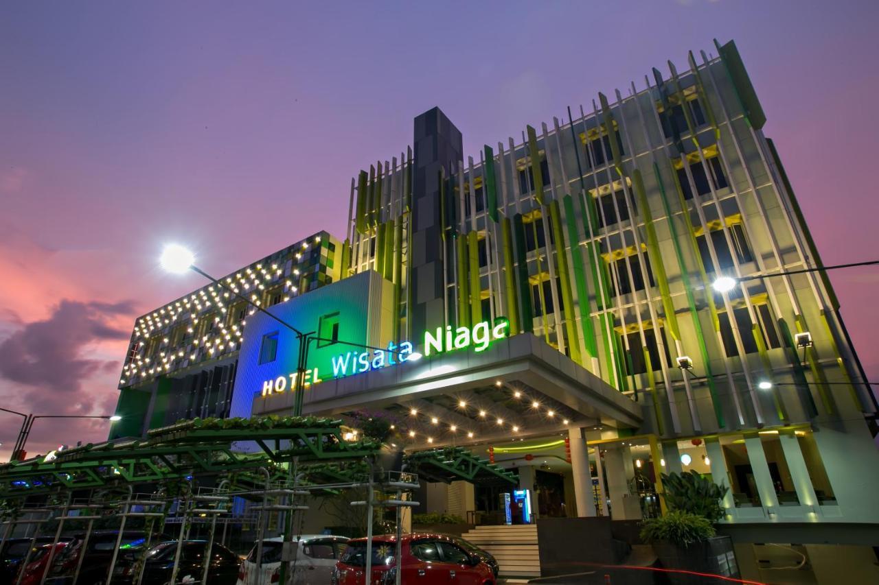Hotel Wisata Niaga Purwokerto Exterior photo